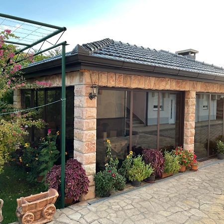 Guest House Blagaj Esterno foto